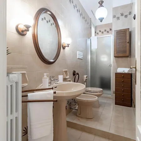 H11 House Casino - Vista *