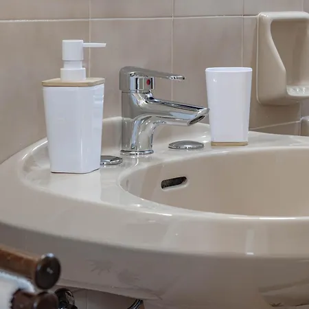 H11 House Casino - Vista San Remo